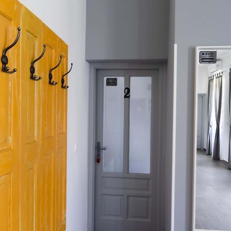 Kunfoglalas Apartmanhaz Kisujszallas Luaran gambar