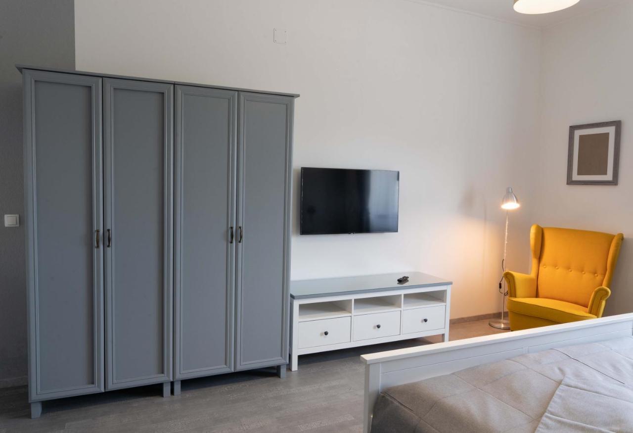 Kunfoglalas Apartmanhaz Kisujszallas Luaran gambar